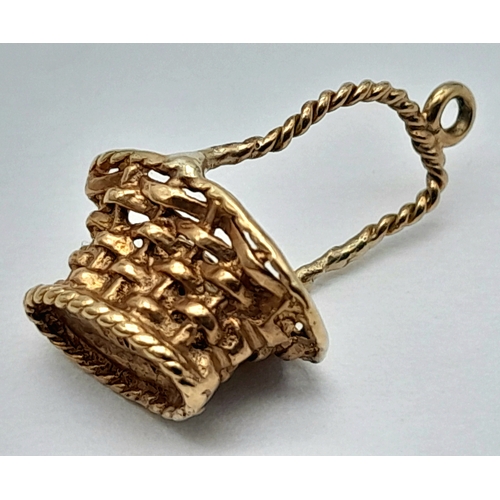 918 - A 9K Yellow Gold Basket Pendant/Charm. 2cm. 1.05g