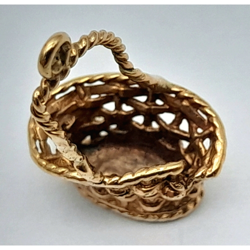 918 - A 9K Yellow Gold Basket Pendant/Charm. 2cm. 1.05g