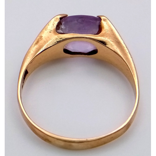 1142 - A Vintage 9K Yellow Gold Amethyst Ring. Oval cut. Size M. 2.1g