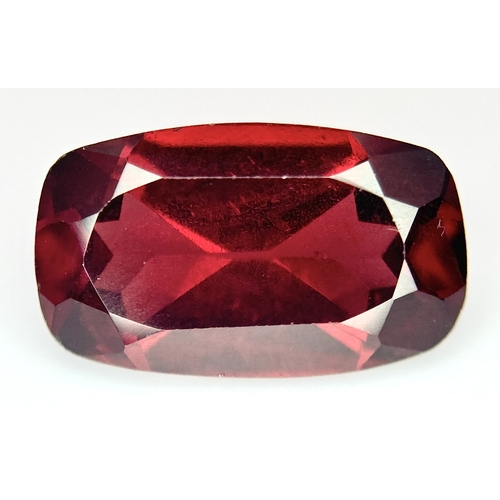 1370 - A 3.75ct Faceted African Hessonite Garnet Gemstone, Cushion Shape, GLI Certified. Ref: VU135