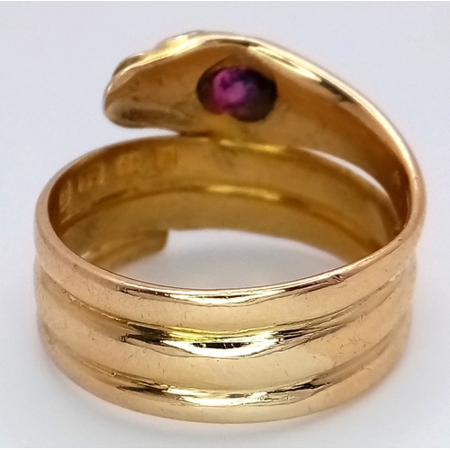 53 - AN 18K YELLOW GOLD VINTAGE RUBY SET SNAKE RING 0.35CT RUBY 8.1G SIZE N. Ref: 8870