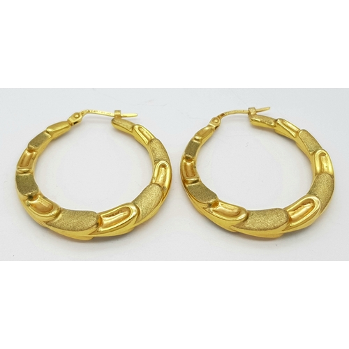 380 - A Pair of 9K Yellow Gold Creole Hoop Earrings. 3cm diameter.  2.8g