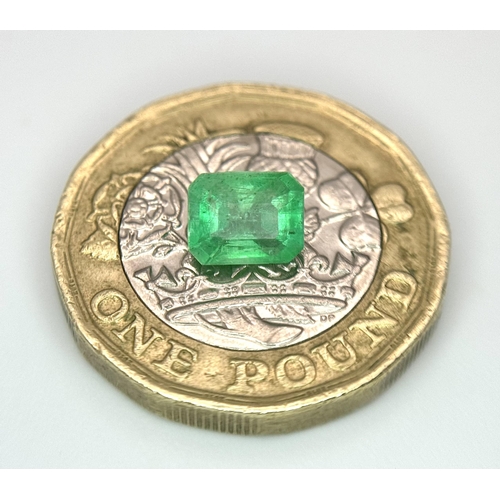 602 - A 0.89ct Emerald Gemstone, Gorgeous Green - GFCO Swiss Certified.