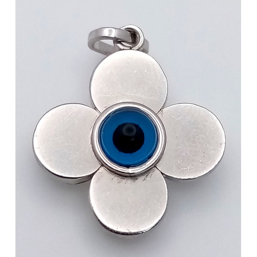 607 - A 14K WHITE GOLD TURQUOISE EVIL EYE SET CLOVER PENDANT. 2.1G TOTAL WEIGHT, 23MM X 16MM. Ref: SC 4033