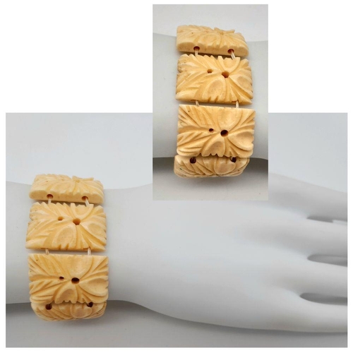 637 - A Vintage Carved Bone Bracelet!