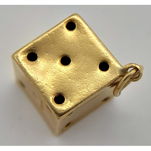 670 - A 9K YELLOW GOLD DICE CHARM 1.3G , APPROX 14MM X 10MM. Ref: SC 4008