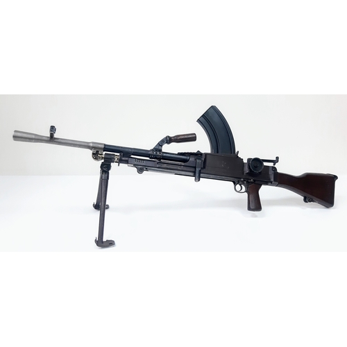 1762 - A British 1943 (Deactivated) Enfield Bren MK1 Light Machine Gun with Tripod. This 24 inch barrel .30... 