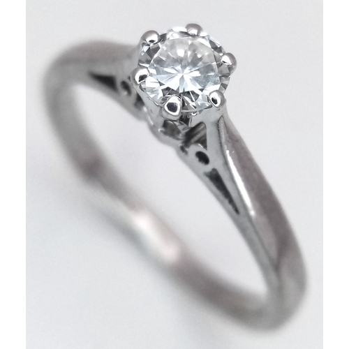 127 - AN 18K WHITE GOLD DIAMOND SOLITAIRE RING 0.20CT , 2.1G TOTAL WEIGHT, SIZE I. REF: A/S 1230