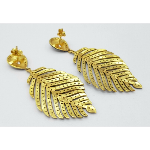 171 - A magnificent, silver and gold pair of earrings with old cut, faceted, natural diamonds (total 2.80 ... 