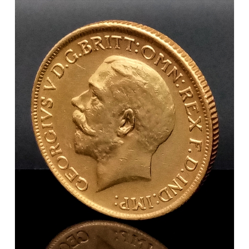 195 - A 1912 GEORGE V SYDNEY MINT FULL SOVEREIGN. 22K GOLD. EF. C-5012