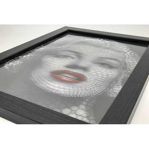 213 - An amazing piece of modern art: A framed, 3D portrait of Marlyn Monroe. This unique method was inven... 