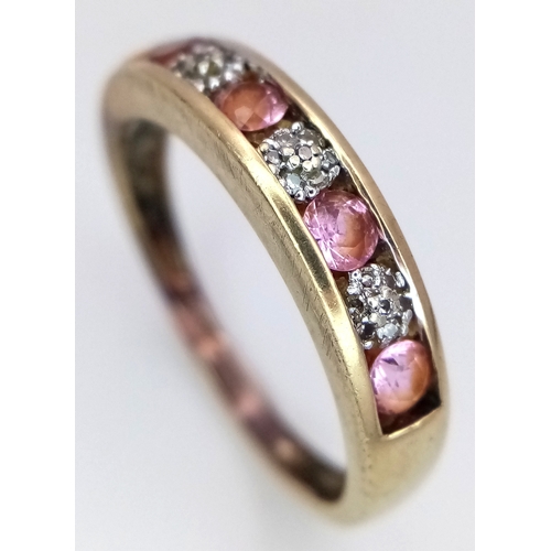 84 - Extremely Pretty 9 CARAT GOLD, DIAMOND and AMETHYST RING. Full UK hallmark. 2.6 Grams. Q1/2 - R. Ple... 