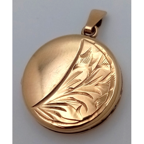 14 - Vintage 9 CARAT GOLD LOCKET. Circular form with full UK hallmark. 2.14 grams. 1.7 cm diameter.