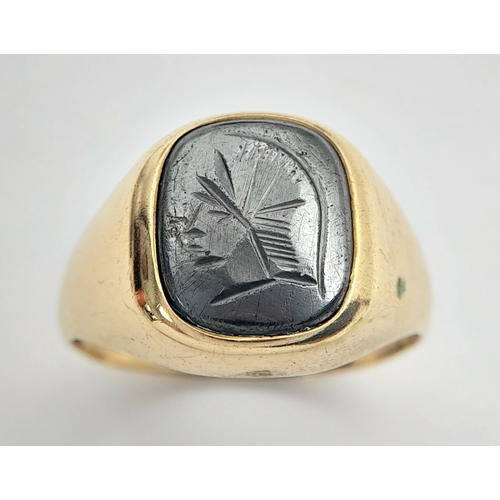 252 - Classic Vintage 9 CARAT GOLD CENTURION SIGNET RING. Full UK hallmark. 5.25 Grams. Size S 1/2 - T.