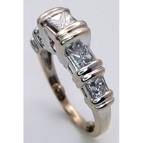 113 - A 14K WHITE GOLD DIAMOND 5 STONE PRINCESS CUT RING 0.90CT , 4.4G TOTAL WEIGHT, SIZE J. REF: LIAM 500... 