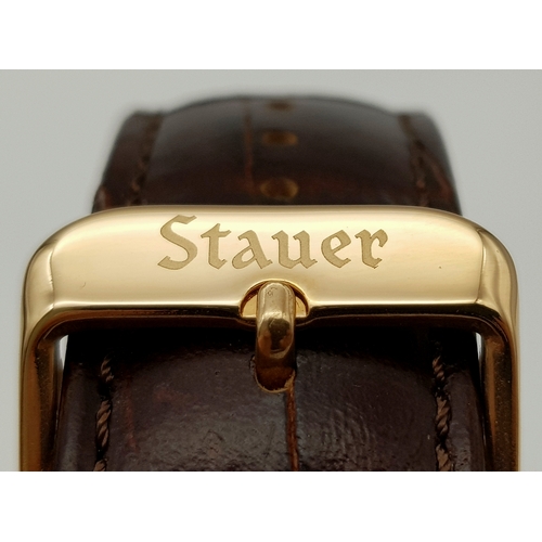 208 - A Men’s (excellent condition) Stauer Swiss Fine Gold 1 Gram Ingot Face Tank Style Watch. 28mm Rose G... 