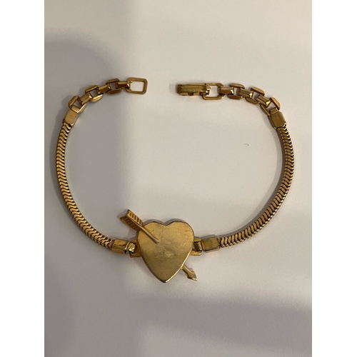 1346 - Vintage American GOLD FILLED ‘CUPID’S ARROW’ BRACELET.4.9 Grams. 17.5 cm. Please see pictures.