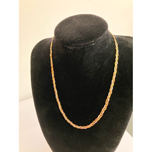 203 - Elegant  9 CARAT GOLD WOVEN FLAT LINK NECKLACE in 3 x Colour GOLD. 4.9 grams. 40 cm.