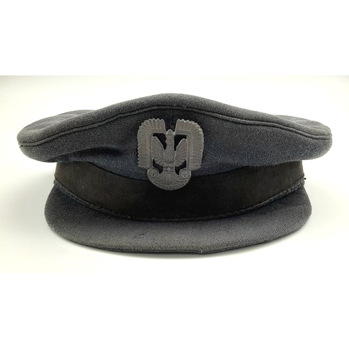 68 - A WW2 Period Polish Airforce Other Ranks Visor Cap.