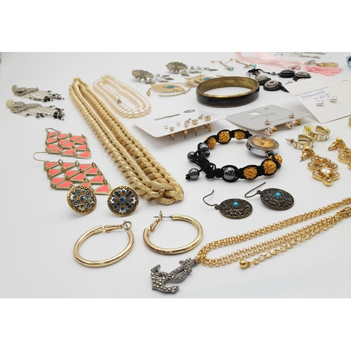 1292 - A Parcel of Thirty Pieces of Good Costume Jewellery Including; A Quarts Watch, Earrings, Necklaces, ... 