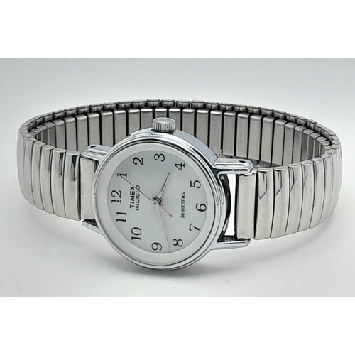 1309 - A Stylish Ladies Timex Indiglo Quartz Watch. 23mm Case. New Battery Fitted February 2025. Flex Brace... 