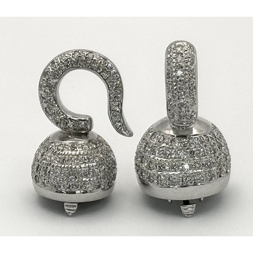 84 - A Fancy 14K White Gold and Diamond Encrusted Six Row Necklace Clasp. 23.3g total weight.