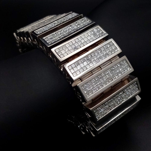 14 - A Magnificent 58ctw (approx) Diamond Bracelet! This 14K White Gold, 309g (total weight) masterpiece ... 