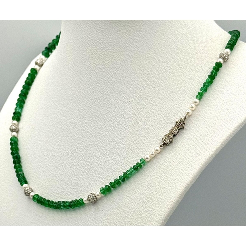 28 - An Emerald Small Rondelle Necklace with Seed Pearl and Diamond Glitterball Fancy Spacers. 18K gold a... 