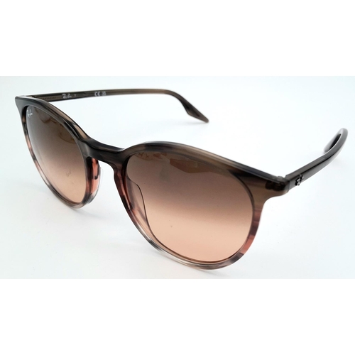 Lot 833       