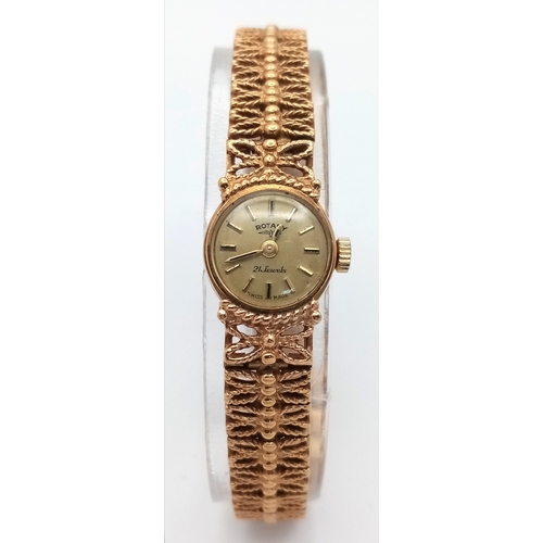 742 - A Vintage 9K Gold Rotary 21 Jewel Ladies Watch. 9k gold bracelet and case - 16mm. Gold tone dial. Me... 