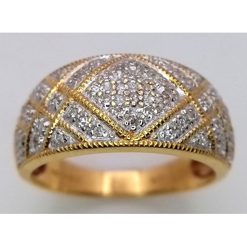29 - A BEAUTIFULLY DESIGNED 18K YELLOW GOLD DIAMOND SET RING. 6.2G. SIZE P. SC5079.