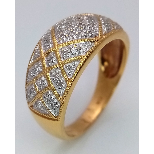 29 - A BEAUTIFULLY DESIGNED 18K YELLOW GOLD DIAMOND SET RING. 6.2G. SIZE P. SC5079.