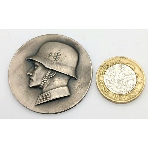 804 - A WW2 German Shooting Medallion in original case of issue.