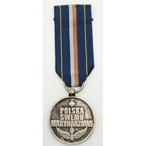 824 - A Polish 3rd Republic Merchant Marine Medal 1939-45