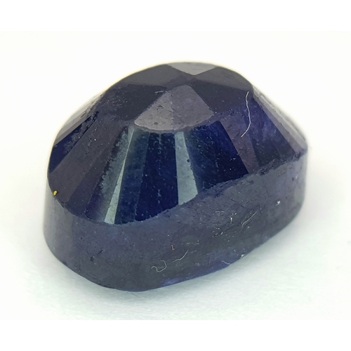 761 - AN OVAL CUT NATURAL BLUE MADAGASCAN SAPPHIRE 4.15CT WITH GLI CERTIFICATE . REF: A/S 1091