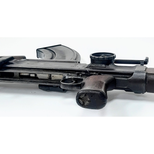 1385 - A British 1943 (Deactivated) Enfield Bren MK1 Light Machine Gun with Tripod. This 24 inch barrel .30... 