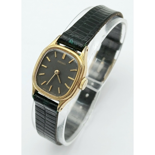 Ladies Vintage SEIKO WRISTWATCH 1100-5590. Gold Plated, Black Face