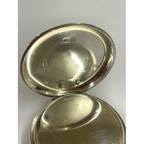 213 - A GENTS SILVER HALF HUNTER POCKET WATCH. IN WORKING ORDER  . REF: LU15/16.