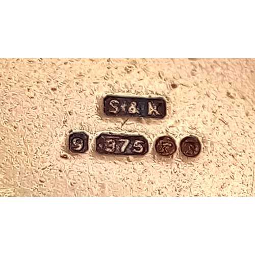 205 - A 9k yellow gold curb bracelet. 13.6g. 16cm total length. SH1911I.