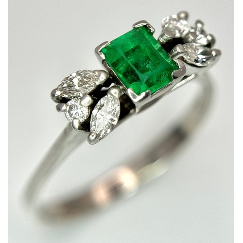202 - A 14K WHITE GOLD DIAMOND & EMERALD RING. 0.40CT EMERALD WITH 0.40CTW DIAMONDS. 3G TOTAL WEIGHT, SIZE... 