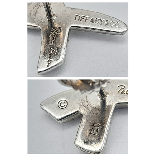 125 - A PAIR OF TIFFANY & CO 18K WHITE GOLD PALOMA PICASSO KISS STUD EARRINGS. 4.2G TOTAL WEIGHT. REF: SC ... 