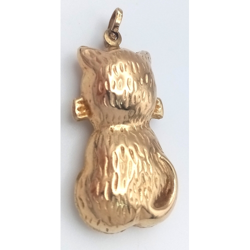 168 - Delightful 9 CARAT YELLOW GOLD PUSSYCAT PENDANT. Fully hallmarked. 1.62 grams. 3 cm drop. Please see... 