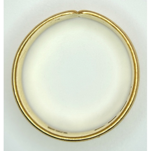 10 - A 22K Yellow Gold Band Ring. 5mm band width. Size M. 4.24g weight.