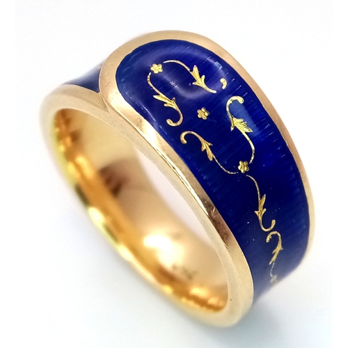 130 - A Gorgeous 18k Yellow Gold and Blue Enamel Ring in Belt Form. Size L 1/2. 9.8g.