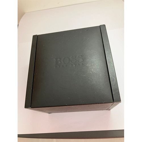 28 - Gentleman’s HUGO BOSS WRISTWATCH in stainless steel Silver Tone. Having large silver white face with... 