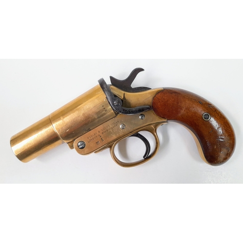 252 - A deactivated Webley Scott single shot flare pistol, barrel length 4.23 inch, 26mm calibre, UK/EU sa... 
