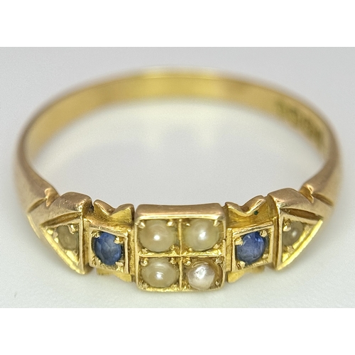 187 - AN 18K YELLOW GOLD ANTIQUE SAPPHIRE AND PEARL SET RING. HALLMARKED BIRMINGHAM 1904. 2.6G TOTAL WEIGH... 