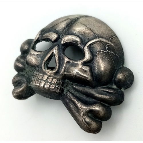 257 - Early 3rd Reich Allgemeine SS Totenkopf Deaths Head Jawless Type Skull Cap Badge.