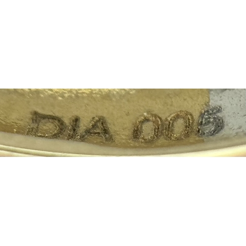 260 - A 9K YELLOW GOLD DIAMOND AND SAPPHIRE SET RING. 2.4G TOTAL WEIGHT, SIZE M. Ref: SC 2039