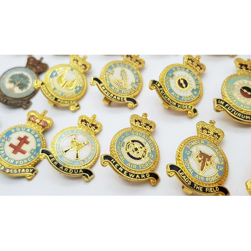 261 - A collection of 17 RAF Enamel Lapel Badges.